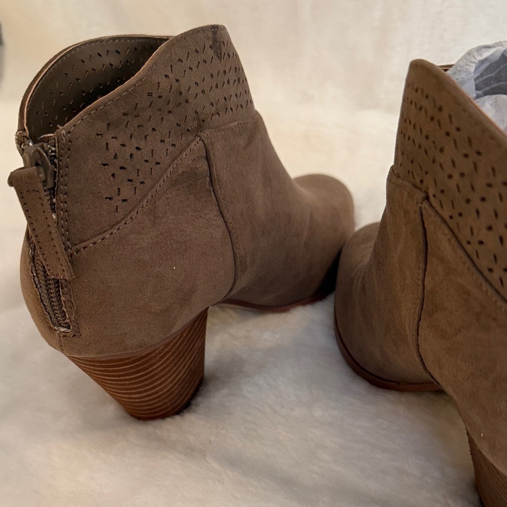 Violet & Red Jackson Lazer Cut Topline Booties In Taupe Faux Suede - Picture 6 of 16